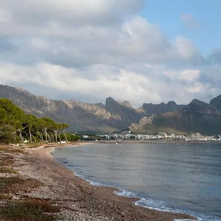 Llenaire Mar: Beachfront With Pool Appartamento Pollença